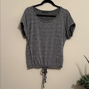 Simply Irresistible Navy and White Short Sleeve Top